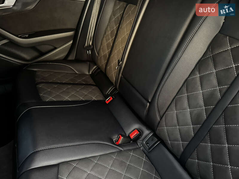 Універсал Audi A4 2021 в Трускавці