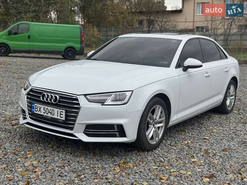 Седан Audi A4 2016 в Хмельницком