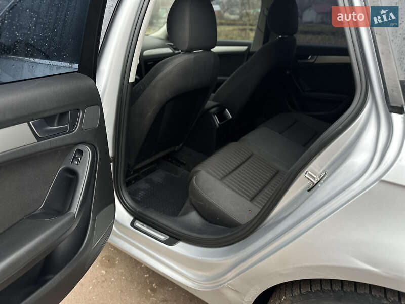 Универсал Audi A4 2011 в Зборове