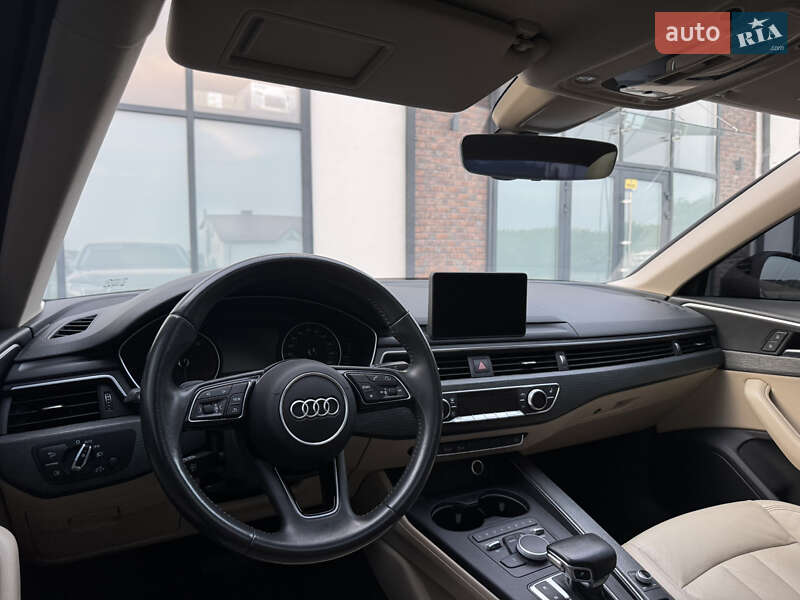 Седан Audi A4 2016 в Тернополі