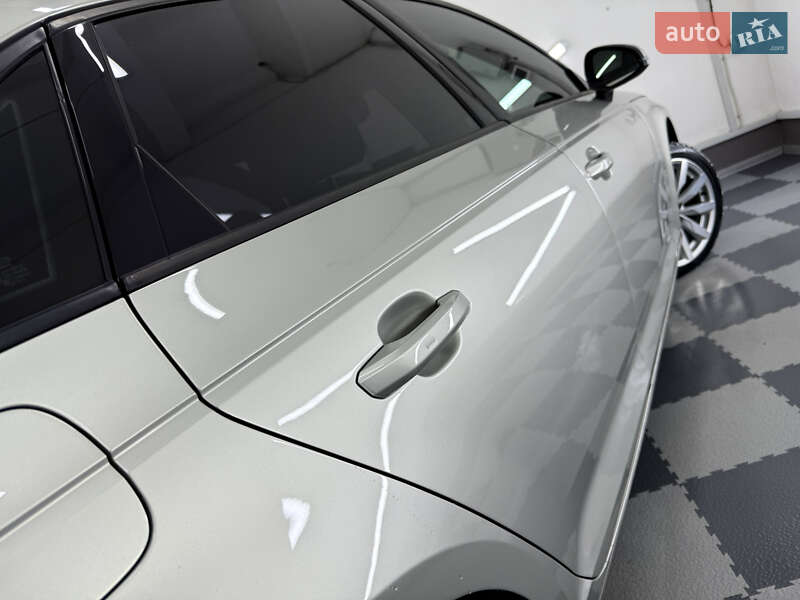 Седан Audi A4 2017 в Трускавце