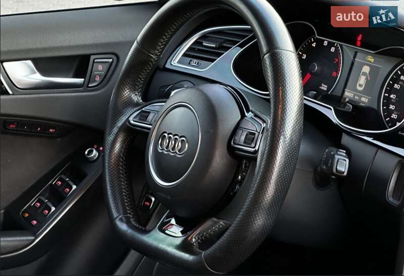 Седан Audi A4 2015 в Нових Санжарах