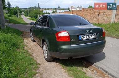 Седан Audi A4 2001 в Луцке
