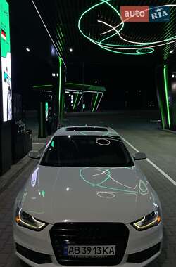 Седан Audi A4 2013 в Виннице