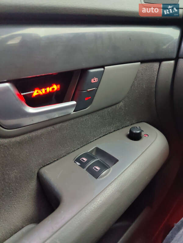 Универсал Audi A4 2004 в Виннице