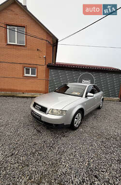 Седан Audi A4 2001 в Дергачах