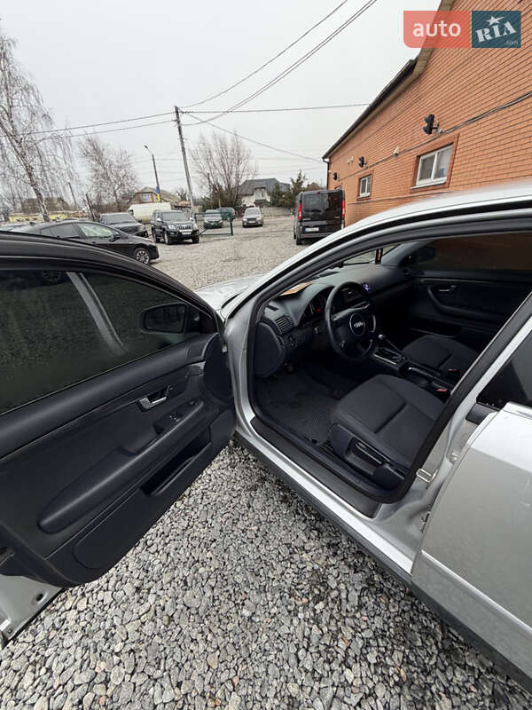Седан Audi A4 2001 в Дергачах