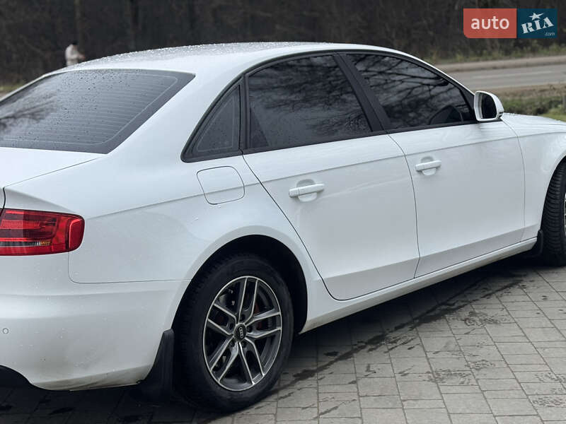 Седан Audi A4 2008 в Новояворовске фото 2 Седан Audi A4 2008 в Новояворовске