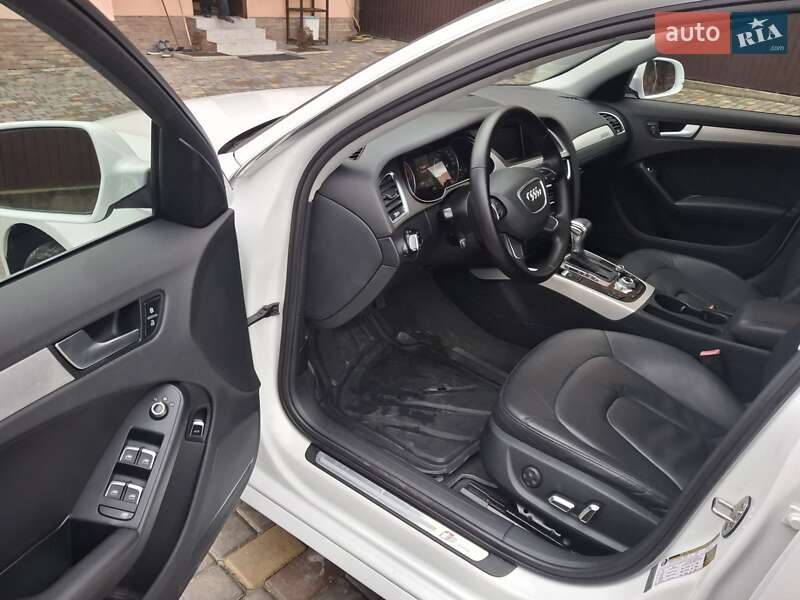 Седан Audi A4 2014 в Каменец-Подольском