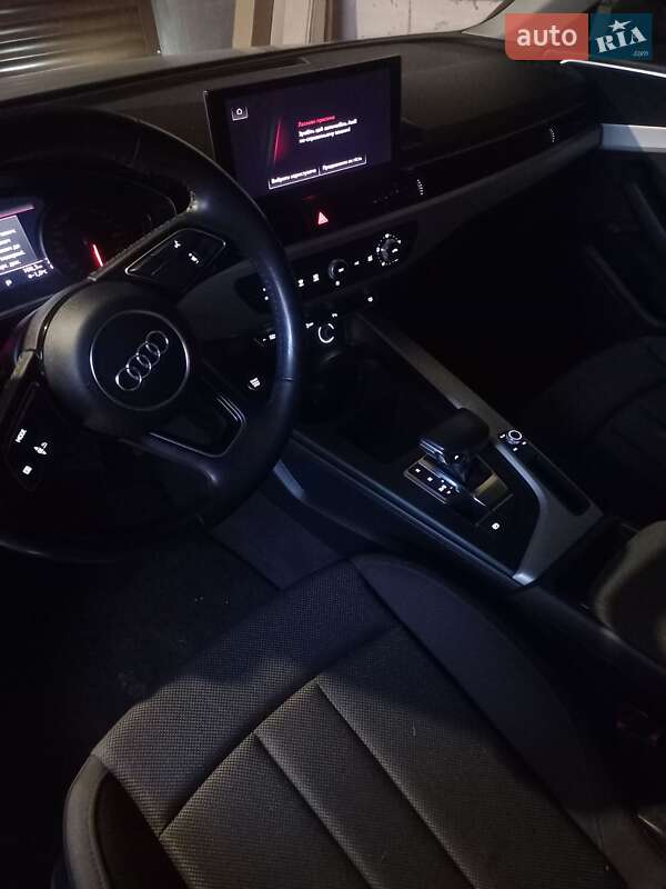 Универсал Audi A4 2020 в Лубнах