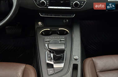 Седан Audi A4 2016 в Киеве