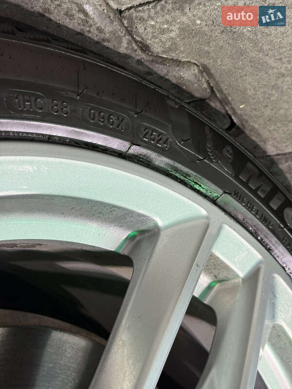 Седан Audi A4 2020 в Днепре