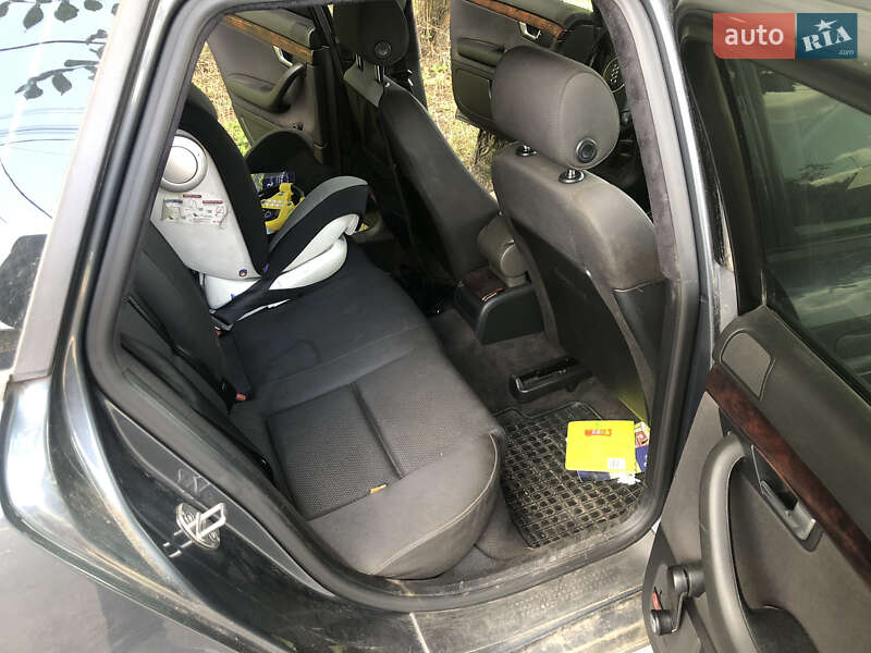 Универсал Audi A4 2001 в Ирпене