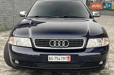 Универсал Audi A4 2000 в Луцке