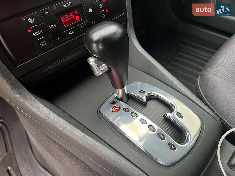 Универсал Audi A4 2000 в Луцке