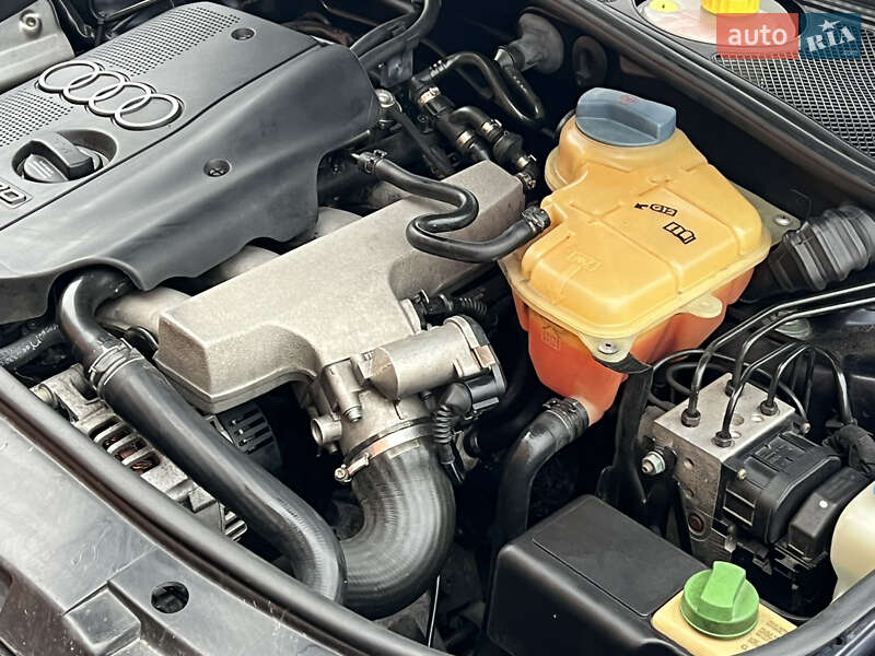 Универсал Audi A4 2000 в Луцке