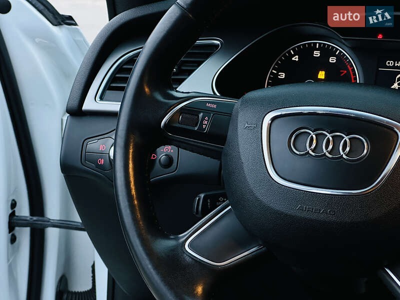 Седан Audi A4 2013 в Харкові