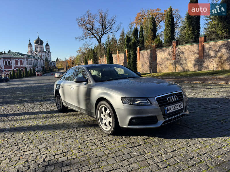 Седан Audi A4 2010 в Киеве фото 2 Седан Audi A4 2010 в Киеве