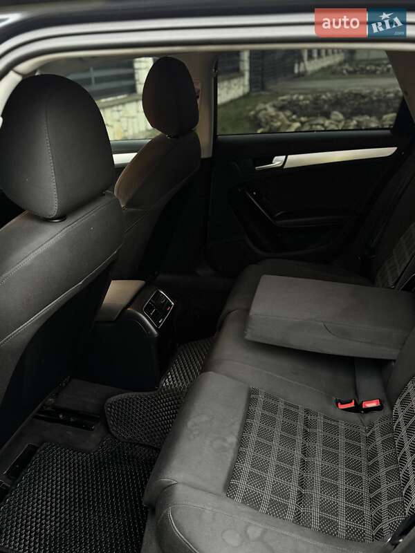 Универсал Audi A4 2009 в Львове