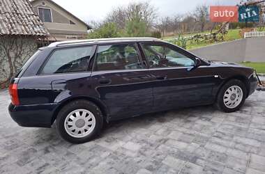 Универсал Audi A4 2000 в Черновцах