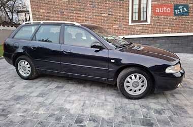 Универсал Audi A4 2000 в Черновцах