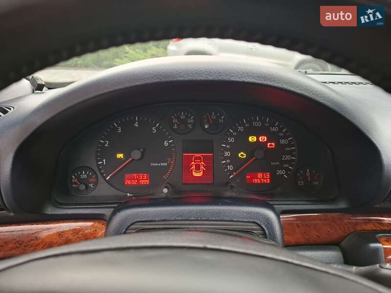 Универсал Audi A4 2000 в Черновцах