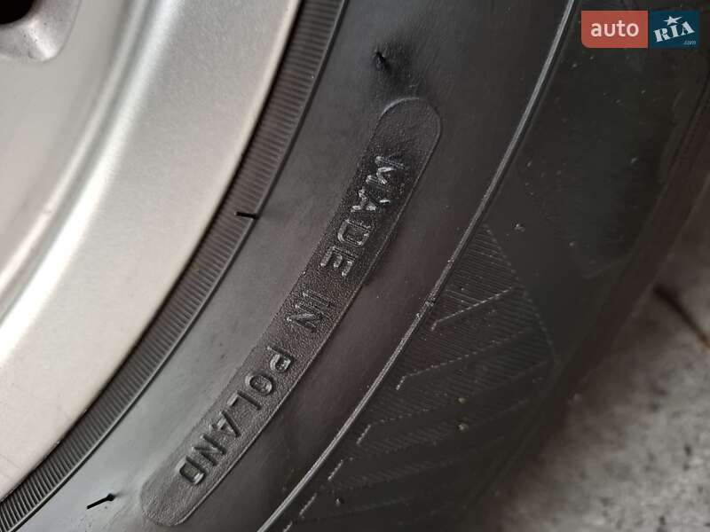 Универсал Audi A4 2000 в Черновцах