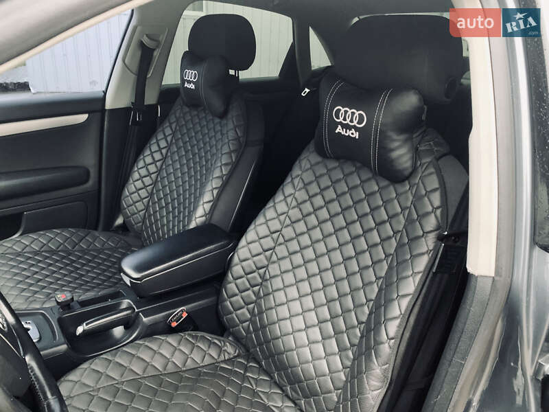Седан Audi A4 2005 в Сторожинце
