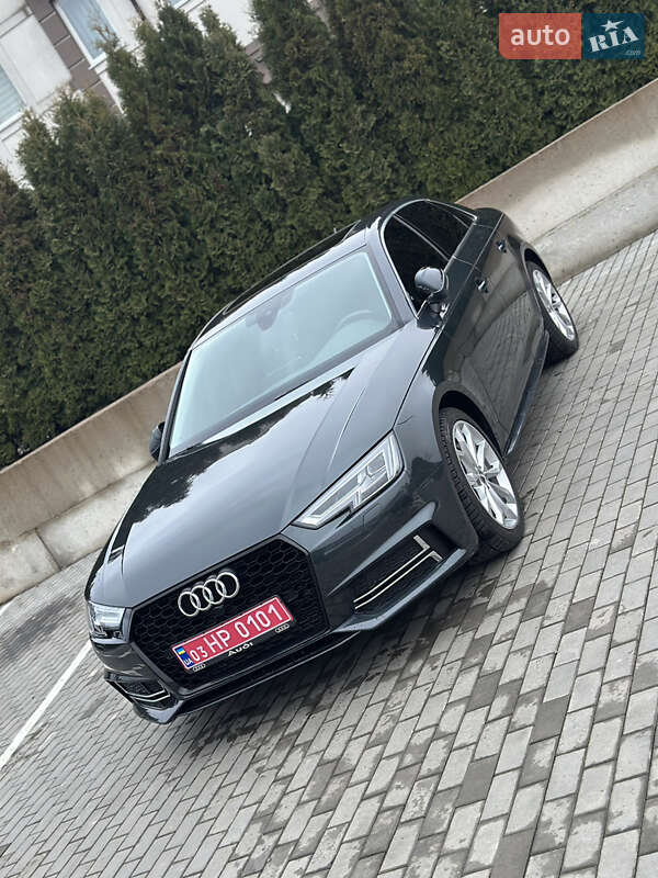Седан Audi A4 2018 в Ровно