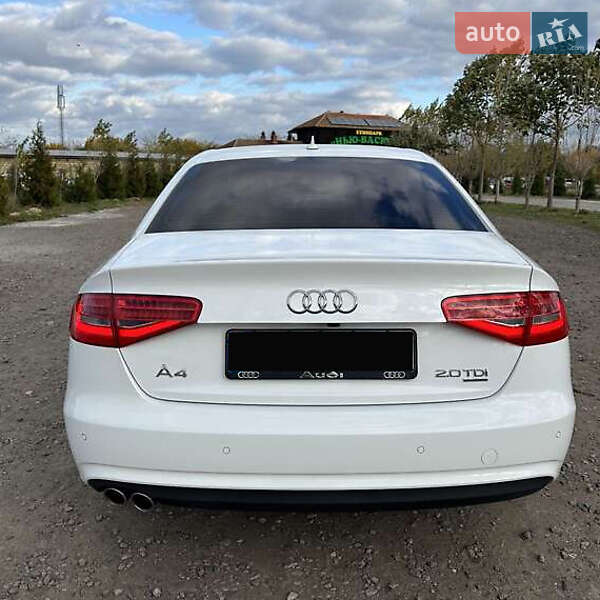 Седан Audi A4 2014 в Киеве