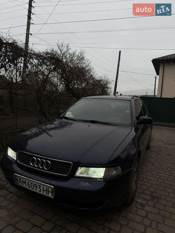 Audi A4 1998 Audi A4 1998