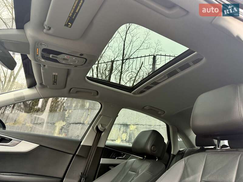 Седан Audi A4 2016 в Харкові