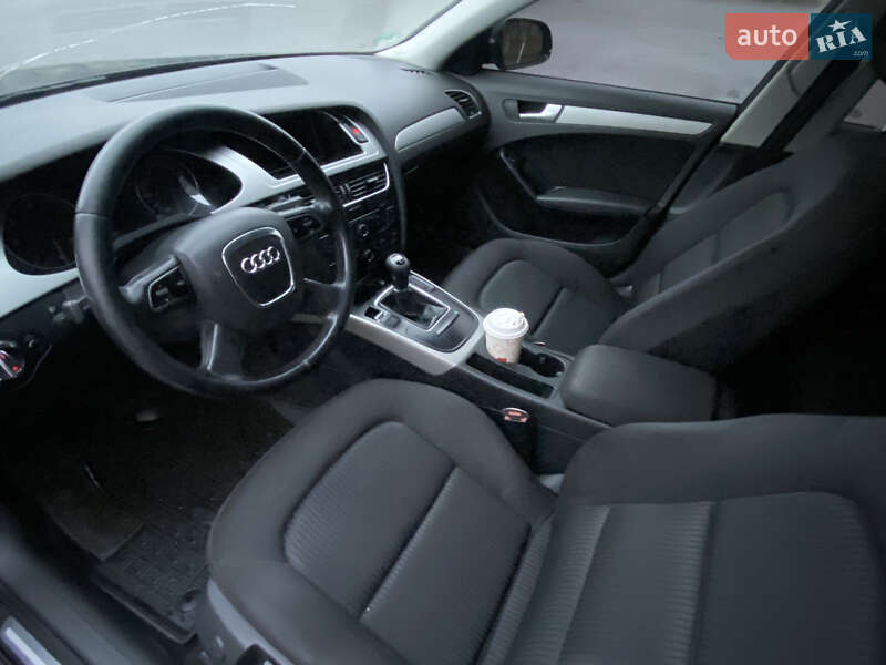 Седан Audi A4 2009 в Киеве