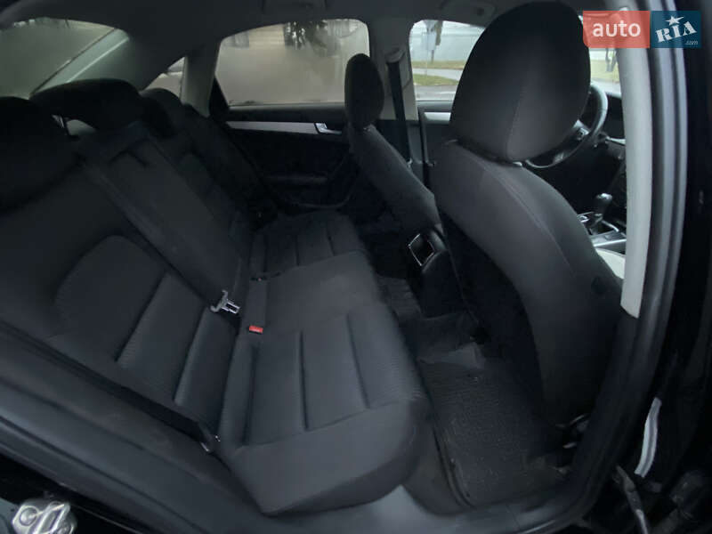 Седан Audi A4 2009 в Киеве