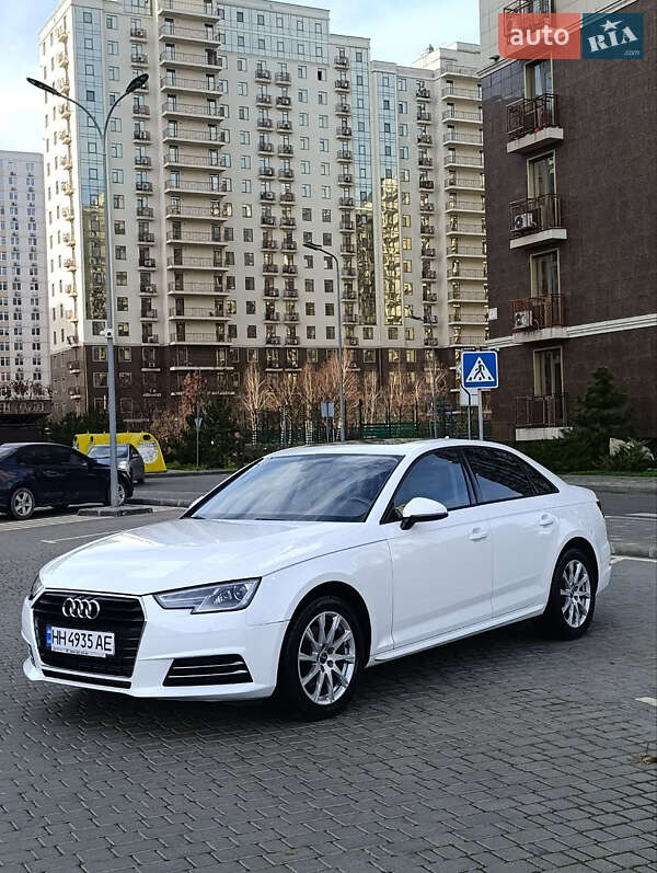Audi A4 2018