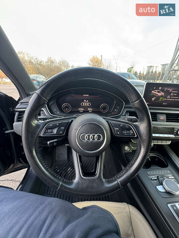 Седан Audi A4 2016 в Львове