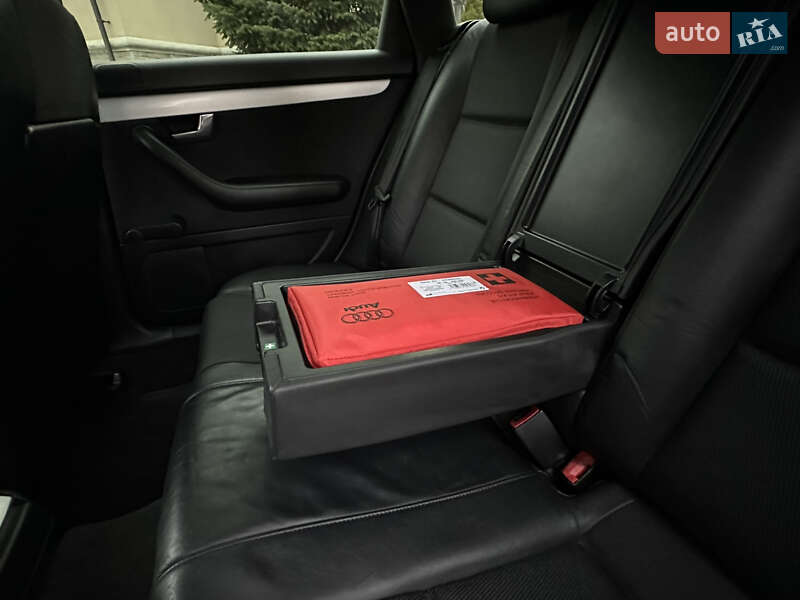 Универсал Audi A4 2004 в Сарнах