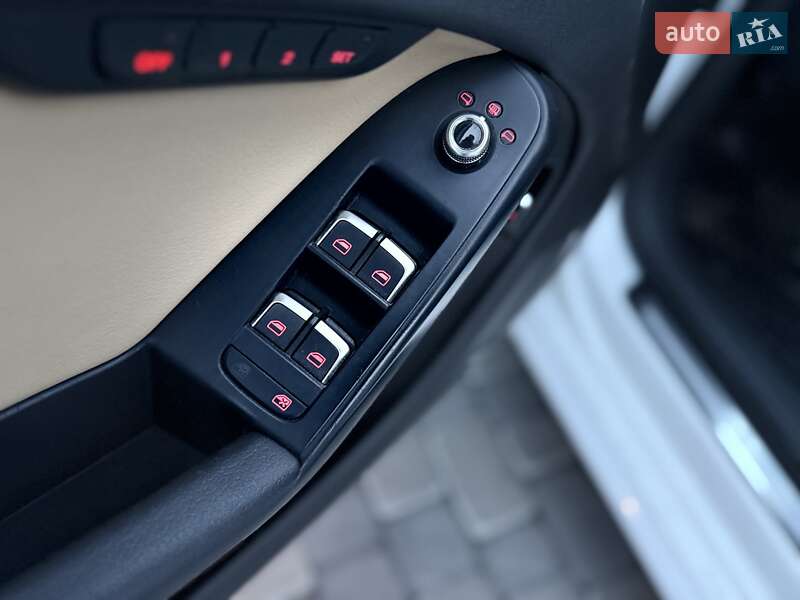 Седан Audi A4 2014 в Львові фото 25 Седан Audi A4 2014 в Львові