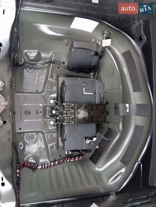 Универсал Audi A4 2014 в Хмельницком