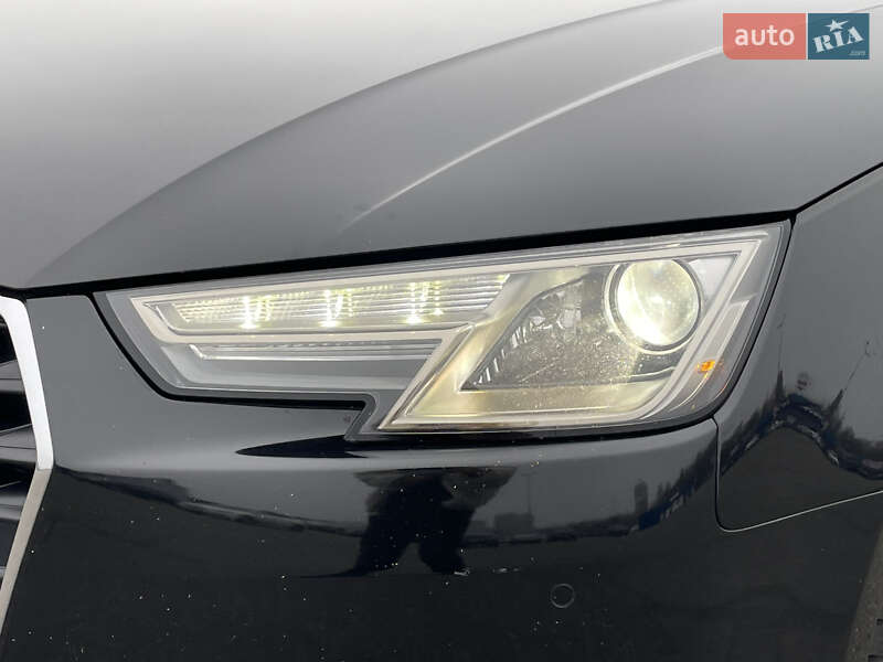 Седан Audi A4 2015 в Киеве