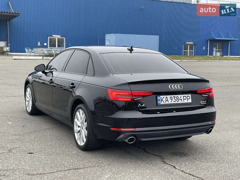 Седан Audi A4 2015 в Киеве