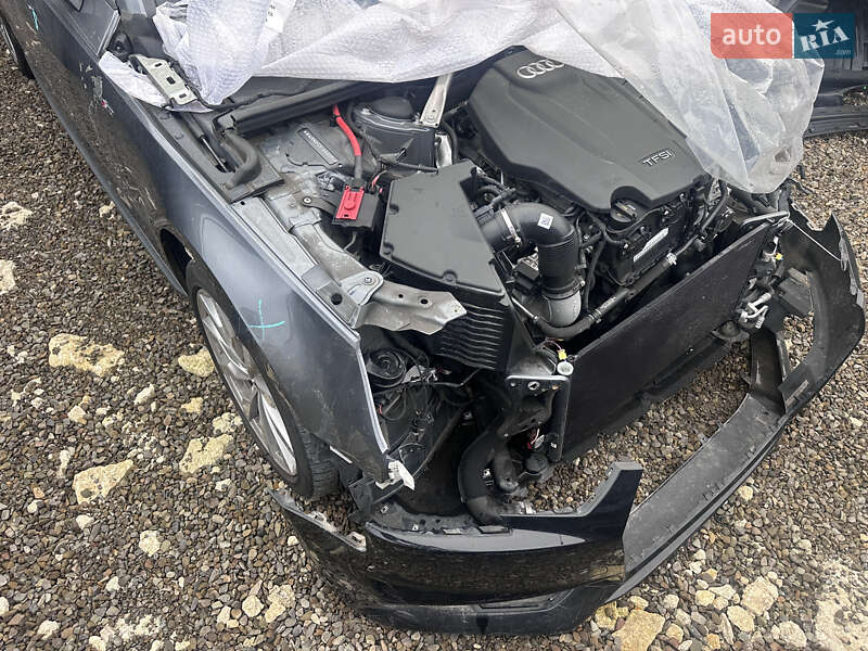 Седан Audi A4 2017 в Львове