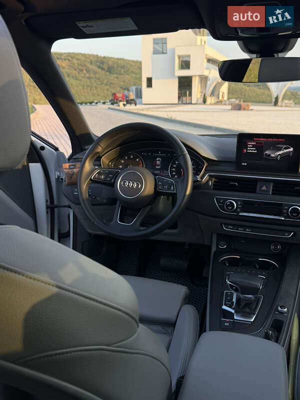 Седан Audi A4 2018 в Одессе