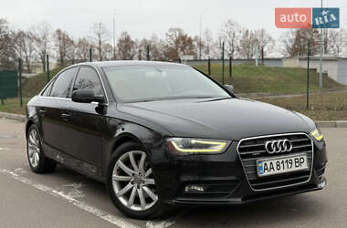 Седан Audi A4 2012 в Киеве