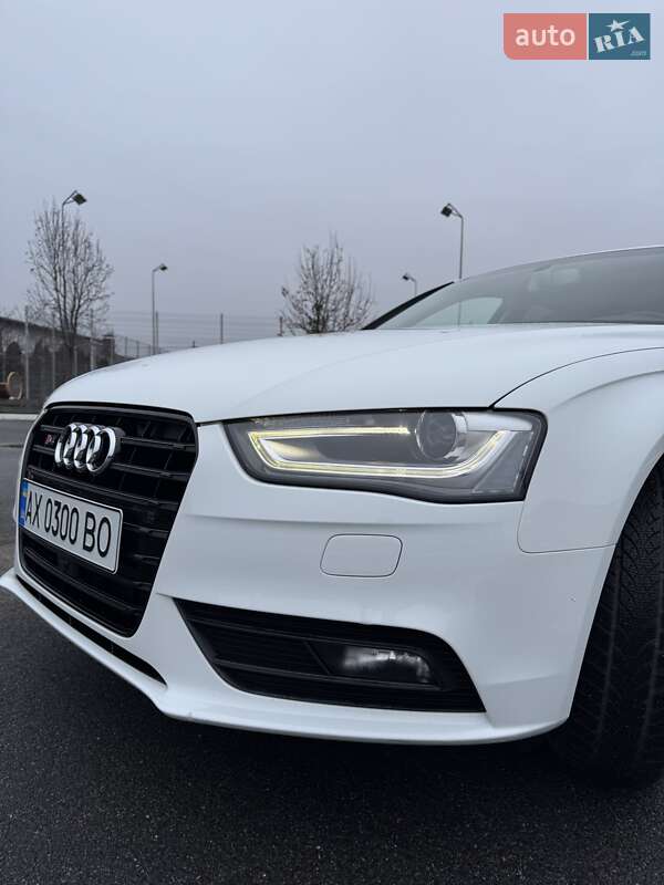 Седан Audi A4 2014 в Харькове