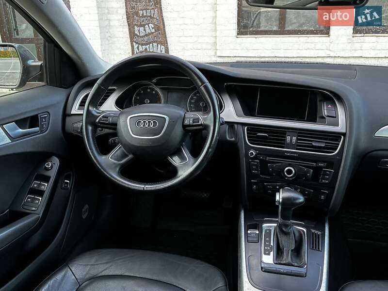 Седан Audi A4 2013 в Красилове