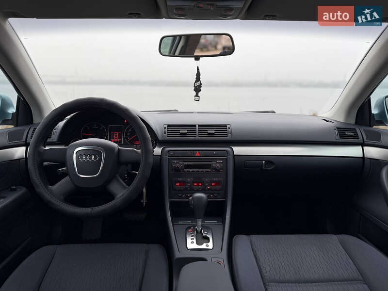 Седан Audi A4 2005 в Дніпрі