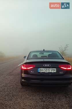 Седан Audi A4 2015 в Запоріжжі