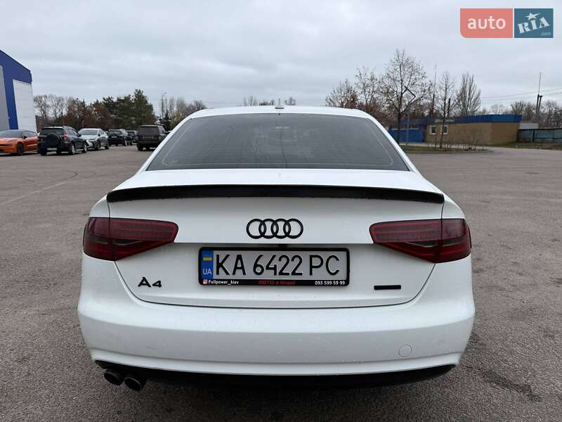 Седан Audi A4 2014 в Дніпрі