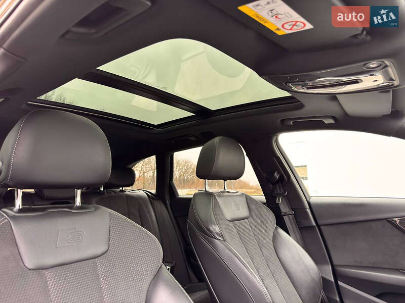 Універсал Audi A4 2019 в Києві